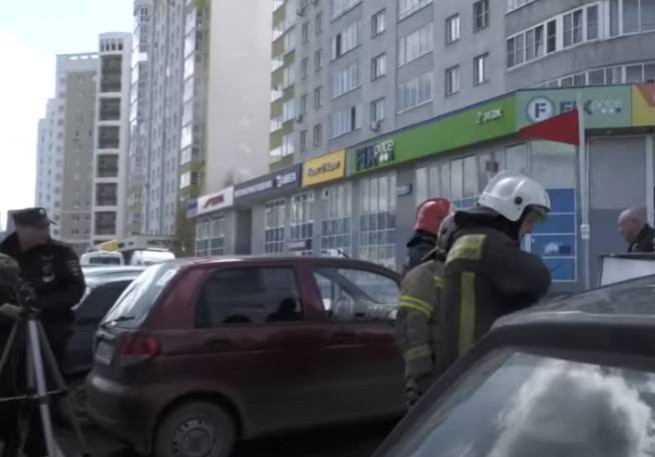 Россия: мужчина упал с двадцатого этажа, спасаясь от пожара (видео)