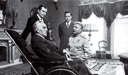 Рузвельт и Сталин, февраль 1945.
