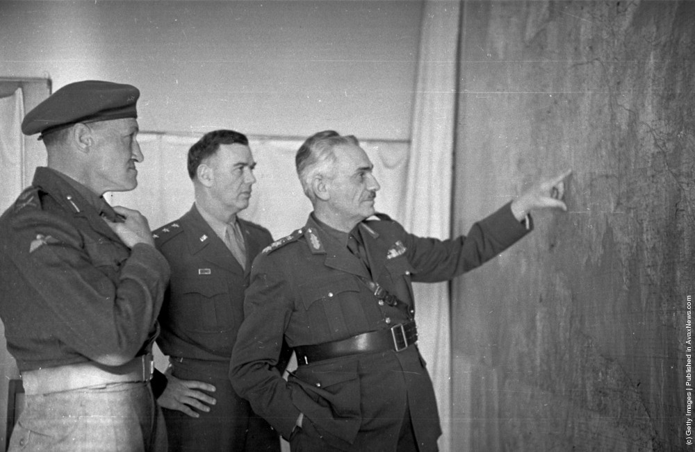 Греческий, британский и американский генералы. 22 мая 1948 г. Источник