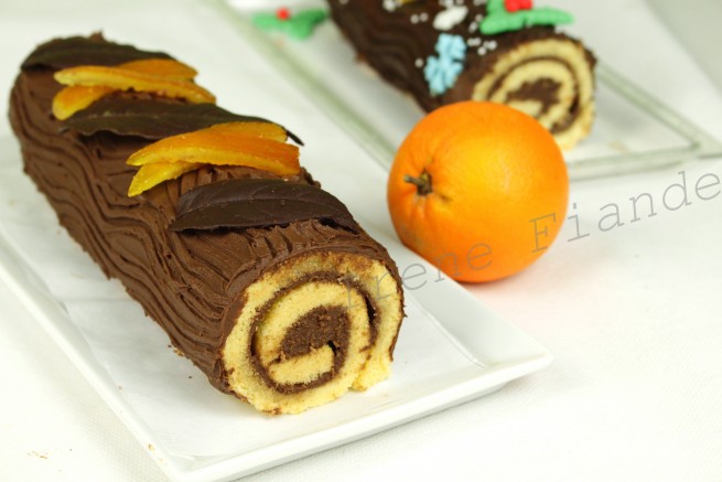 Бисквитный рулет с шоколадным кремом ганаш и апельсиновыми цукатами
