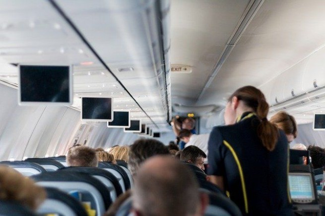 Салоники: пьяная пассажирка заставила самолет совершить аварийную посадку