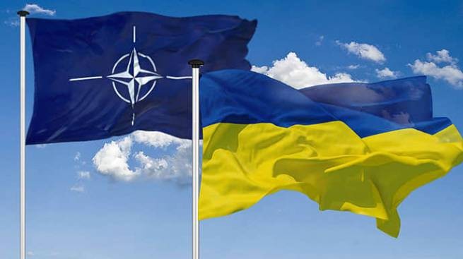 Большинство украинцев хотят в ЕС и НАТО, показывает опрос