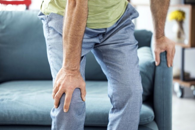 Болит колено? 5 основных причин и пути решения проблемы