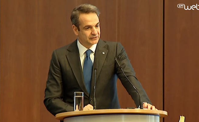Премьер-министр Греции выступает в Берлине на экономическом форуме