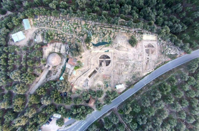 Сенсация: в Греции нашли неразграбленные королевские гробницы возрастом в 3500 лет