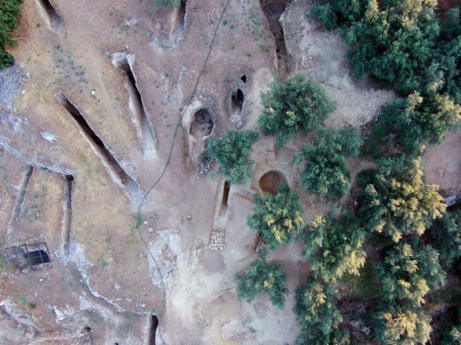 В Немее найдены две древние гробницы периода Микенской цивилизации