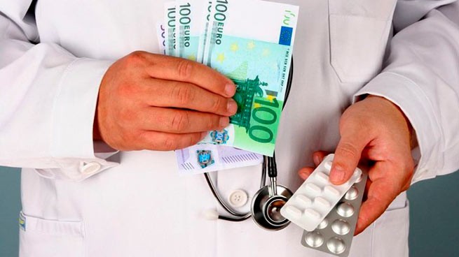 ELSTAT: 66,8% греков не посещают врача, так как не могут позволить себе платить за «бесплатное» здоровье