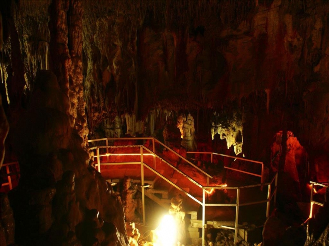 Пещера Кастания станет доступной для туристов