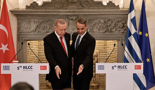 Мицотакис и Эрдоган подписали декларацию о дружбе и добрососедстве