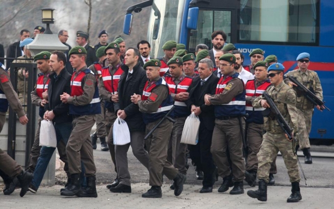 Анкара подала запрос о депортации двух турецких спецназовцев