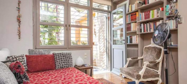 Греция: "цунами" Airbnb