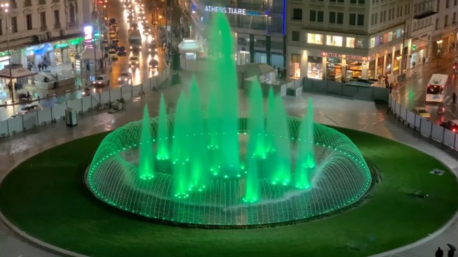 Площадь Омония: испытания нового фонтана