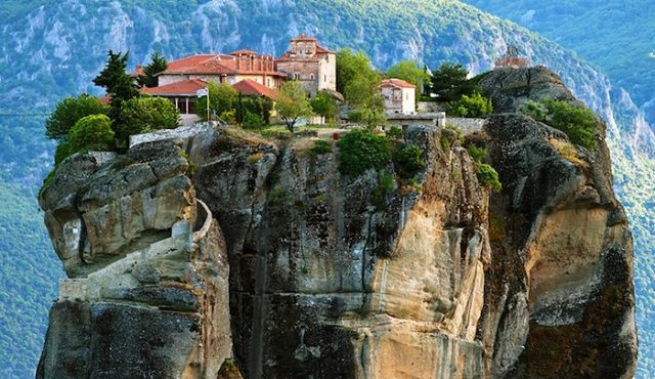 10 мистических мест в Греции. Часть 4 - монастыри Метеоры