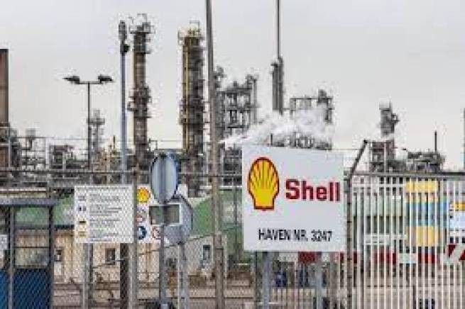 На Shell Pernis, крупнейшем европейском нефтеперерабатывающем заводе,  произошел сбой