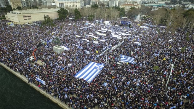 Крупномасштабный митинг в Салониках: &quot;Македония - это Греция&quot;