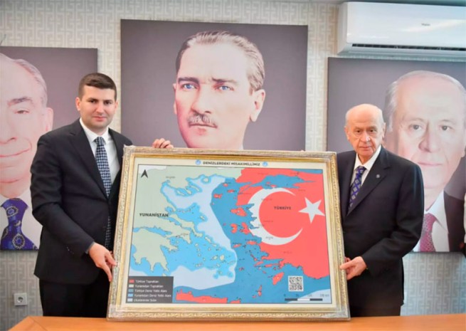 Турция положила глаз на половину Эгейского моря, острова и Крит