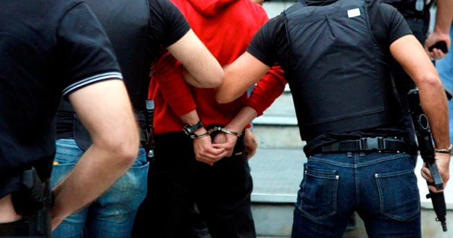 5 учеников и 2 их родственников задержаны после массовой драки в Керацини