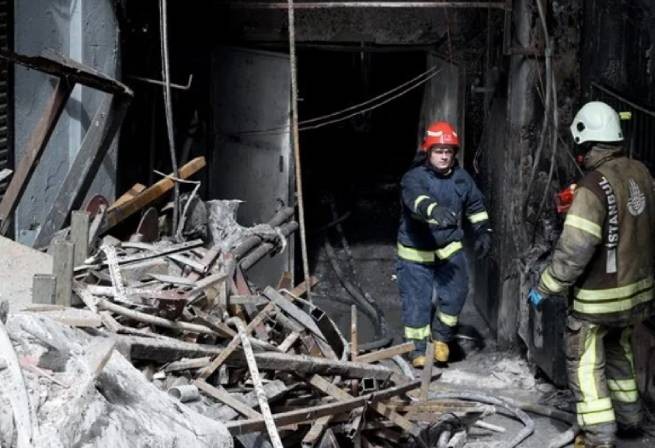 Стамбул: пожар в ночном клубе, 29 погибших (видео)