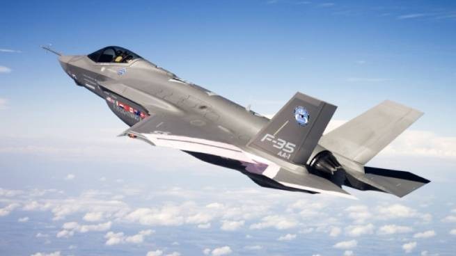 Греция приобретает американские "истребители-невидимки" F-35