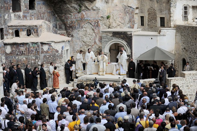 В монастыре Сумела в Турции прошла первая за 5 лет православная литургия