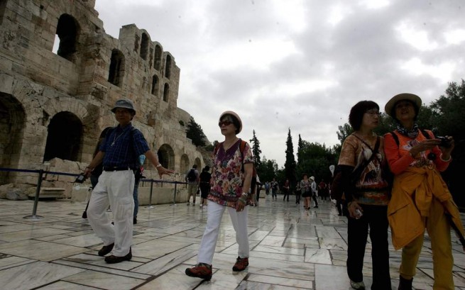 Коронавирус «не угрожает греческому туризму»