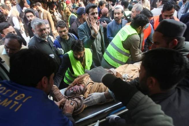 Теракт в мечети пакистанского Пешавара: около ста погибших, полторы сотни раненых