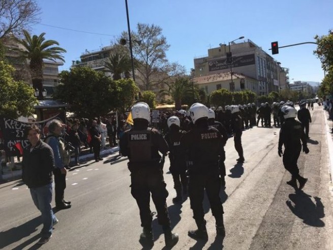 Каллифея: Радикалы устроили потасовку, грозящую сорвать парад