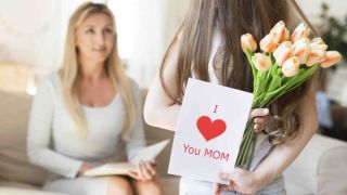 День матери: не забудьте поздравить своих близких
