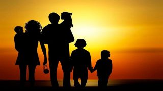 Семьи с тремя детьми объявлены  многодетными: какие привилегии они получат