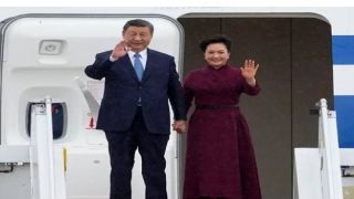 Си Цзиньпин прибыл с официальным визитом в Европу  прибыл с официальным визитом во Францию (видео)